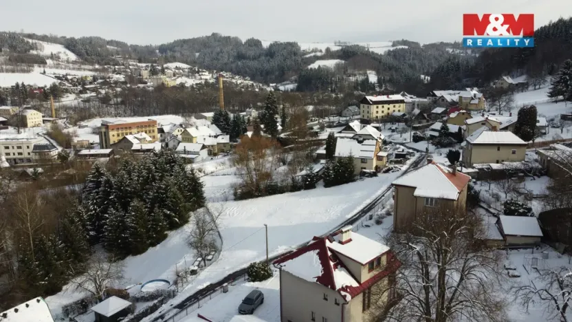 Prodej komerční nemovitosti, Plavy, 180 m2