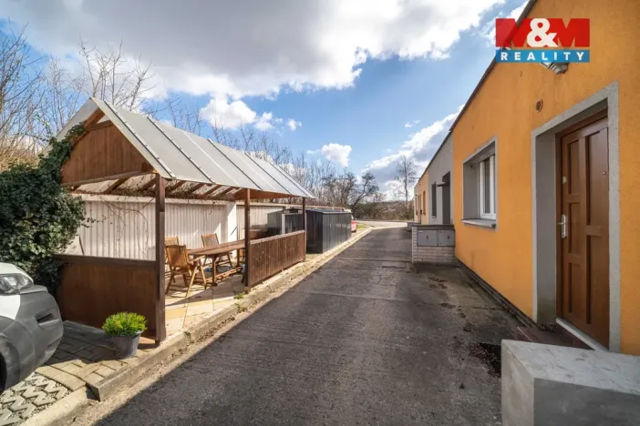 Prodej bytu 1+kk, Vráž, 41 m2