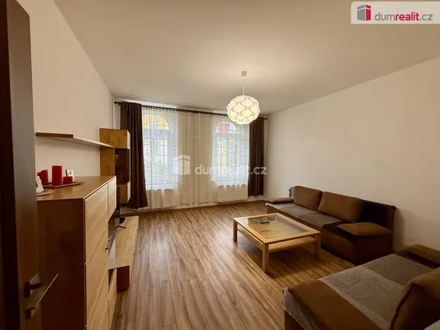 Pronájem bytu 2+1, Mariánské Lázně, Hlavní třída, 73 m2