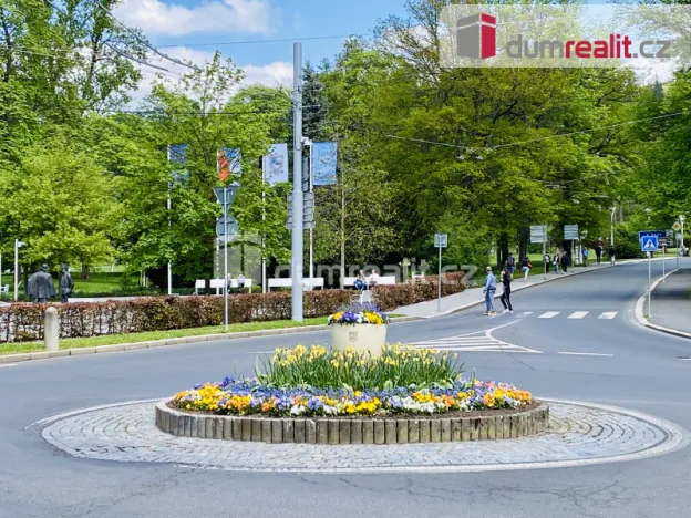 Pronájem bytu 2+1, Mariánské Lázně, Hlavní třída, 73 m2