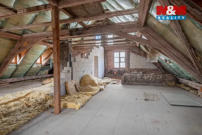 Prodej obchodního prostoru, České Budějovice - České Budějovice 1, Hradební, 615 m2