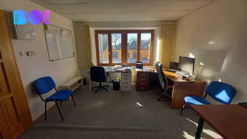 Pronájem kanceláře, Žďár nad Sázavou, nám. Republiky, 35 m2