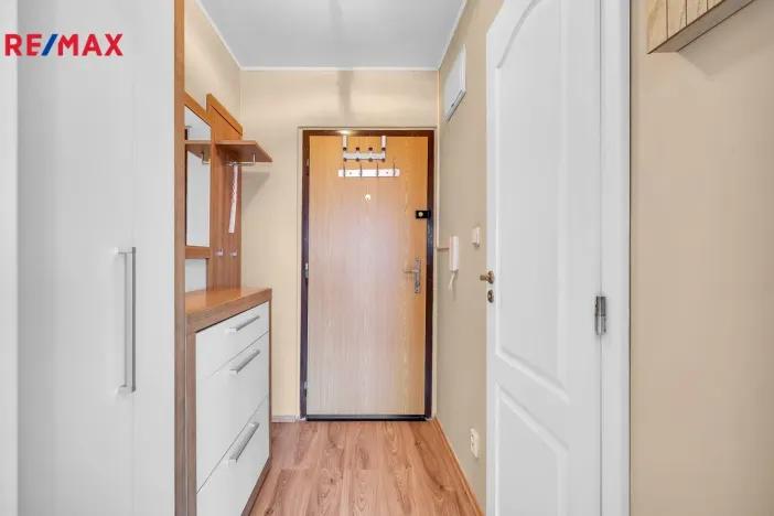 Pronájem bytu 1+kk, Kolín - Kolín V, Podskalské nábřeží, 32 m2