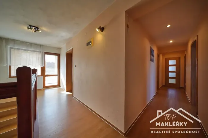 Prodej rodinného domu, Zásmuky, Sladkovského, 186 m2