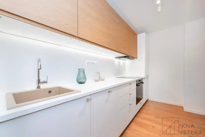 Prodej bytu 4+kk, Praha - Žižkov, Pod lipami, 75 m2