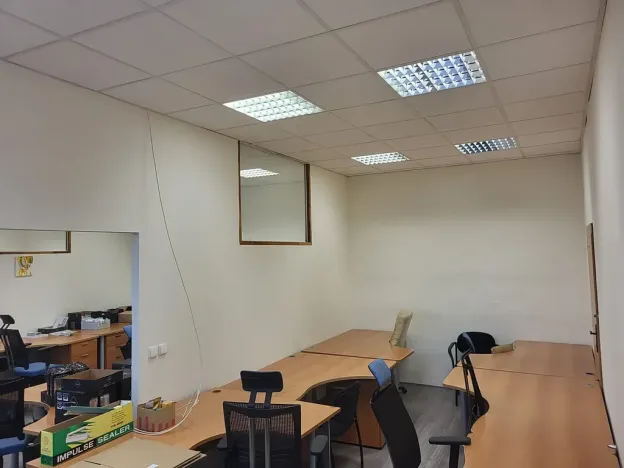 Pronájem kanceláře, Brno, Valchařská, 80 m2