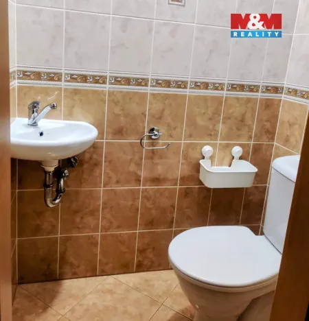 Pronájem rodinného domu, Jesenice - Osnice, Šalvějová, 120 m2