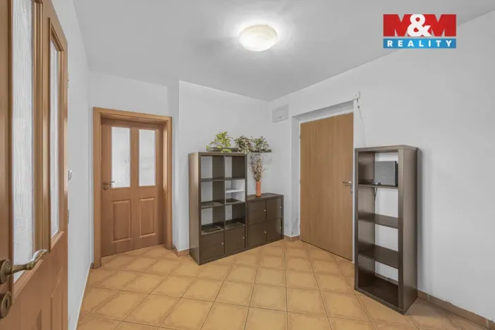 Prodej bytu 3+kk, Milovice - Mladá, Slepá, 67 m2