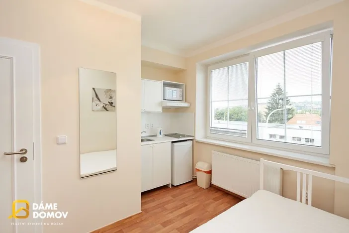 Pronájem bytu 1+kk, Zlín - Prštné, L. Váchy, 22 m2