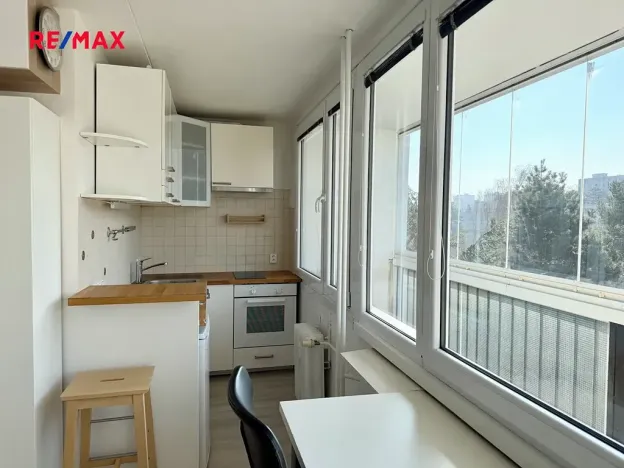 Pronájem bytu 1+kk, Praha - Krč, Hurbanova, 27 m2