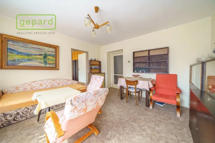 Prodej bytu 2+1, Sokolov, Pionýrů, 56 m2