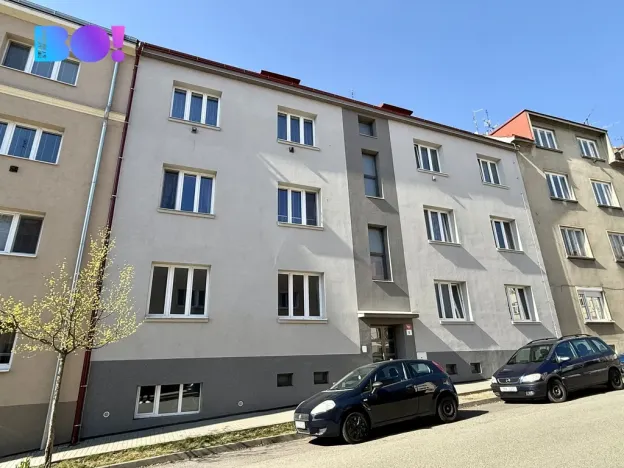 Prodej bytu 3+1, Znojmo, Janáčkova, 88 m2