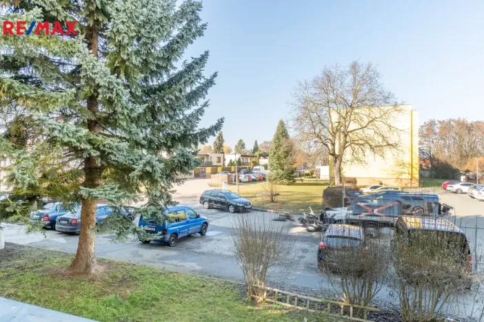 Prodej bytu 3+1, Jesenice, V Lázních, 72 m2