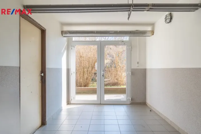 Prodej bytu 3+1, Jesenice, V Lázních, 72 m2