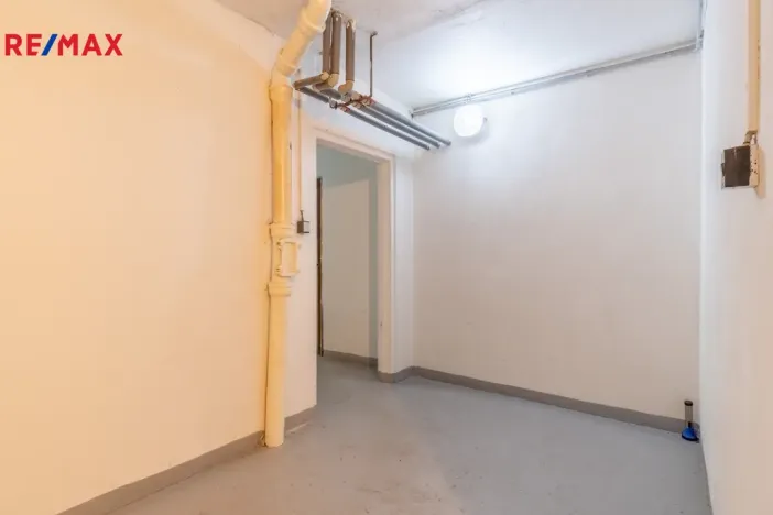 Prodej bytu 3+1, Jesenice, V Lázních, 72 m2