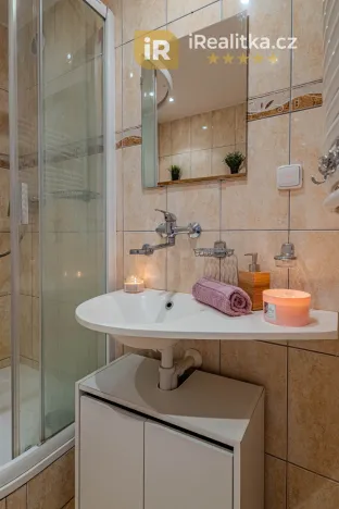 Prodej bytu 3+1, Praha - Kobylisy, Chotovická, 69 m2