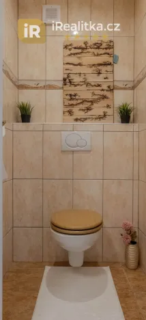 Prodej bytu 3+1, Praha - Kobylisy, Chotovická, 69 m2