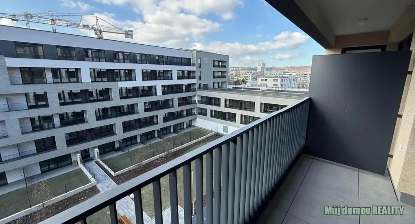 Prodej bytu 2+kk, Praha - Hloubětín, Poděbradská, 59 m2