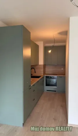 Prodej bytu 2+kk, Praha - Hloubětín, Poděbradská, 59 m2