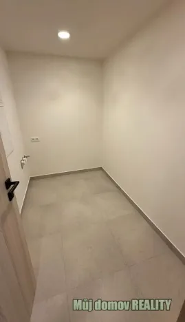 Prodej bytu 2+kk, Praha - Hloubětín, Poděbradská, 59 m2