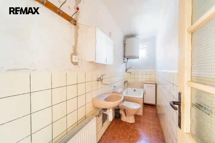 Prodej vícegeneračního domu, Kojice, 415 m2