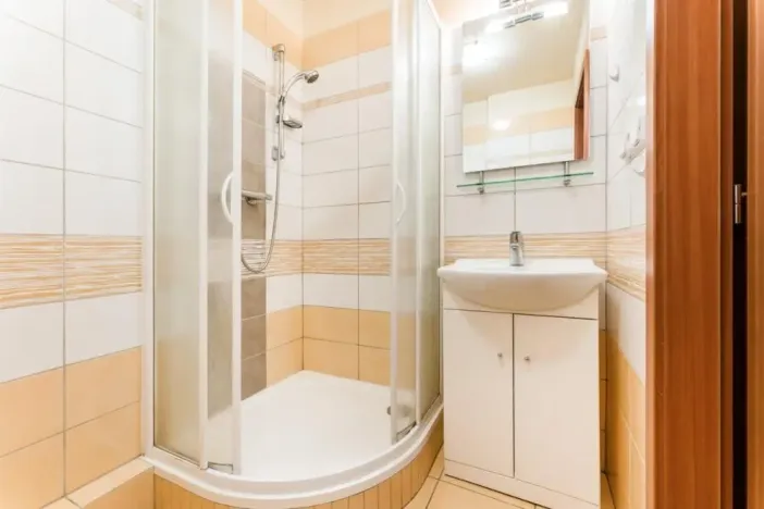 Pronájem bytu 1+1, Hradec Králové - Moravské Předměstí, Vysocká, 35 m2