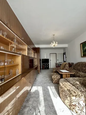 Pronájem bytu 2+1, Ostrava - Poruba, Hlavní třída, 58 m2