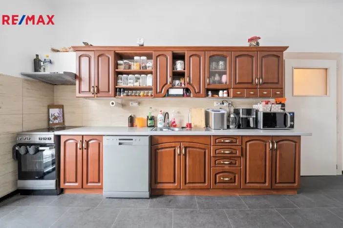 Pronájem bytu 3+1, Hronov, T. G. Masaryka, 83 m2