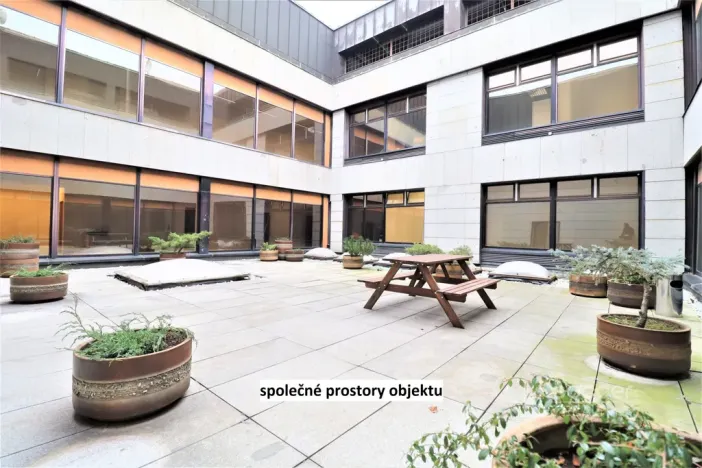 Pronájem skladu, Praha - Libeň, Sokolovská, 35 m2