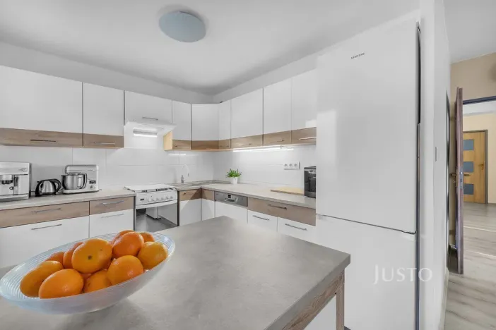 Prodej bytu 3+1, Kladno, Průchova, 65 m2