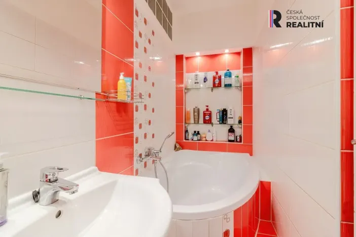 Prodej bytu 3+1, Jihlava, Březinova, 73 m2