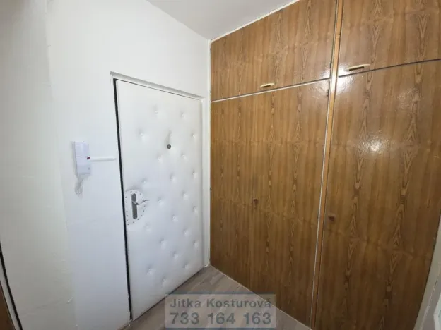 Pronájem bytu 2+1, Krnov - Pod Bezručovým vrchem, Seifertova, 55 m2