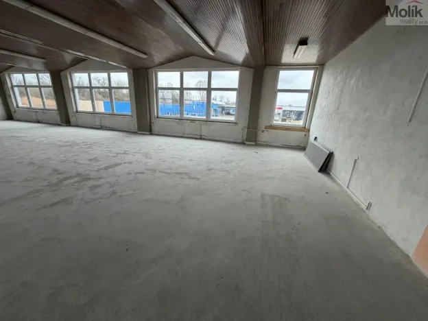 Pronájem skladu, Žatec - Velichov, 1150 m2