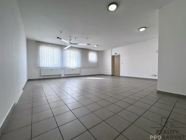 Pronájem kanceláře, Hodonín, Národní třída, 52 m2
