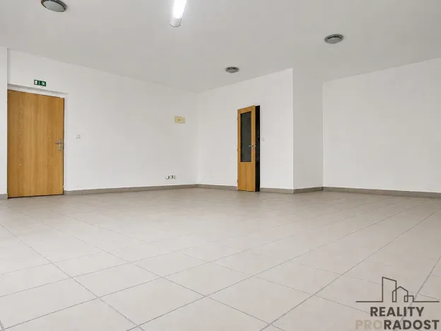 Pronájem kanceláře, Hodonín, Národní třída, 52 m2