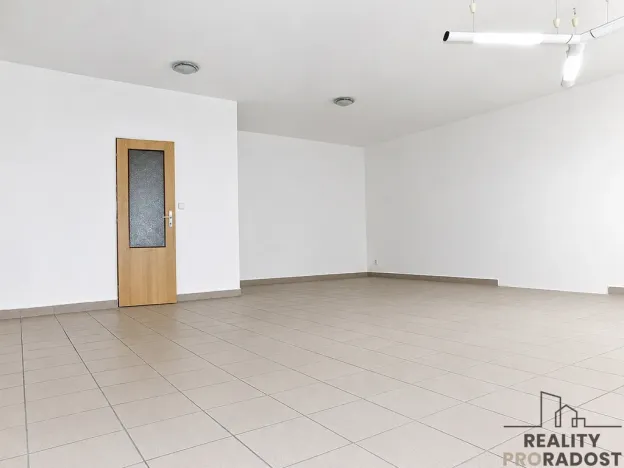 Pronájem kanceláře, Hodonín, Národní třída, 52 m2