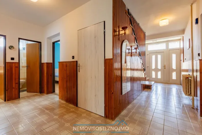 Prodej rodinného domu, Božice, 141 m2