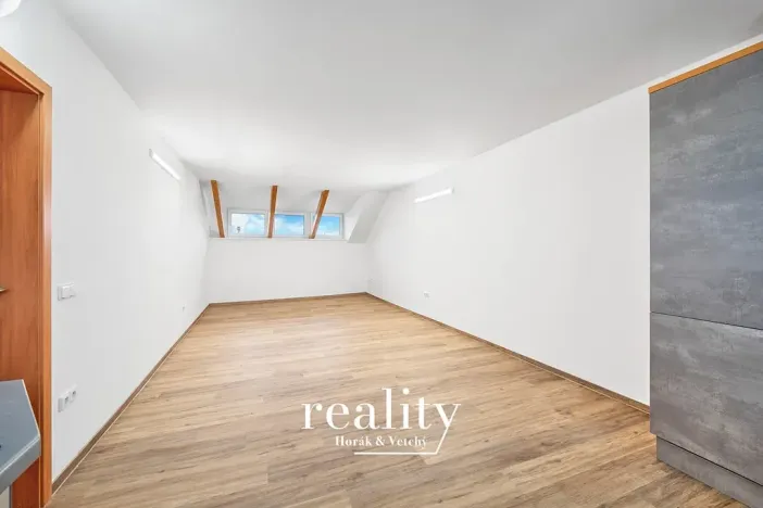 Pronájem bytu 3+kk, Jihlava, Na Bělidle, 110 m2