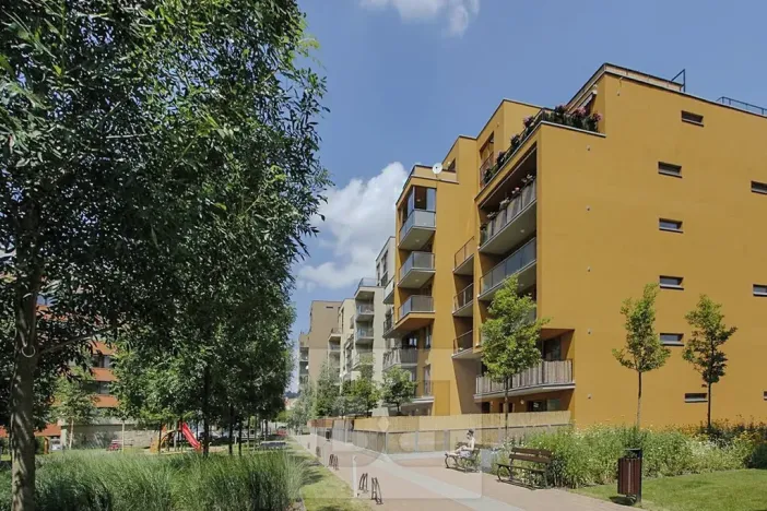 Pronájem bytu 1+kk, Praha - Holešovice, Varhulíkové, 49 m2