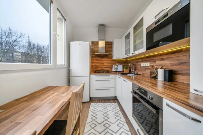 Prodej bytu 3+1, Brno - Lesná, Šrámkova, 72 m2