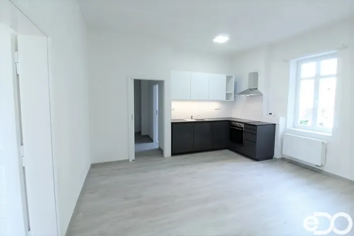 Pronájem bytu 2+kk, Kolín - Kolín II, Riegrovo náměstí, 58 m2