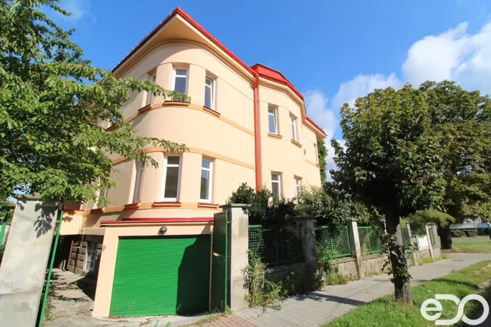 Pronájem bytu 2+kk, Kolín - Kolín II, Riegrovo náměstí, 58 m2