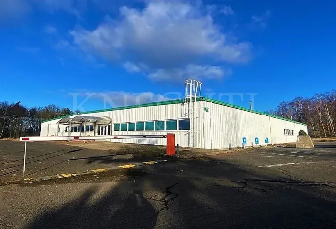 Pronájem skladu, Cheb, Ašská, 2435 m2