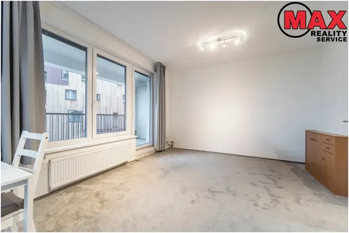 Pronájem bytu 1+kk, Praha - Ruzyně, Stočesova, 35 m2