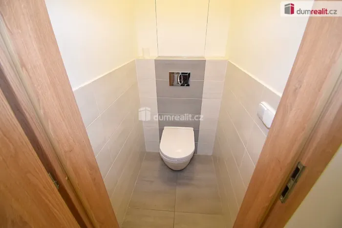 Pronájem bytu 4+kk, Praha - Uhříněves, Oty Bubeníčka, 78 m2