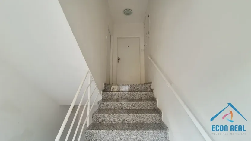 Pronájem bytu 3+1, Praha - Strašnice, Královická, 82 m2