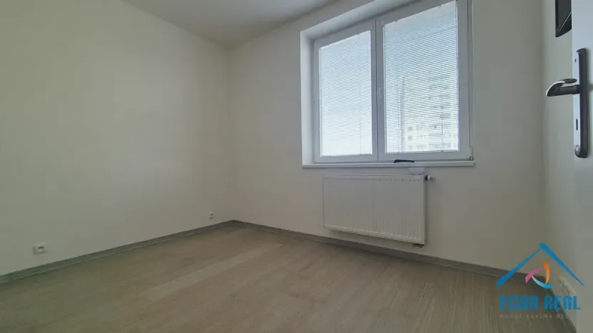 Pronájem bytu 3+1, Praha - Strašnice, Královická, 82 m2