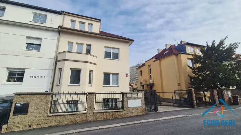 Pronájem bytu 3+1, Praha - Strašnice, Královická, 82 m2