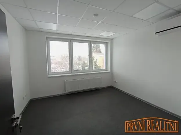 Pronájem kanceláře, Uherský Brod, Vazová, 15 m2