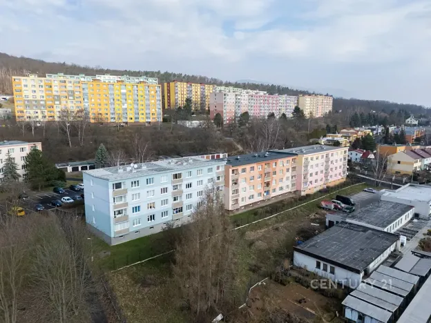 Pronájem bytu 2+kk, Jirkov, Pod Přivaděčem, 35 m2